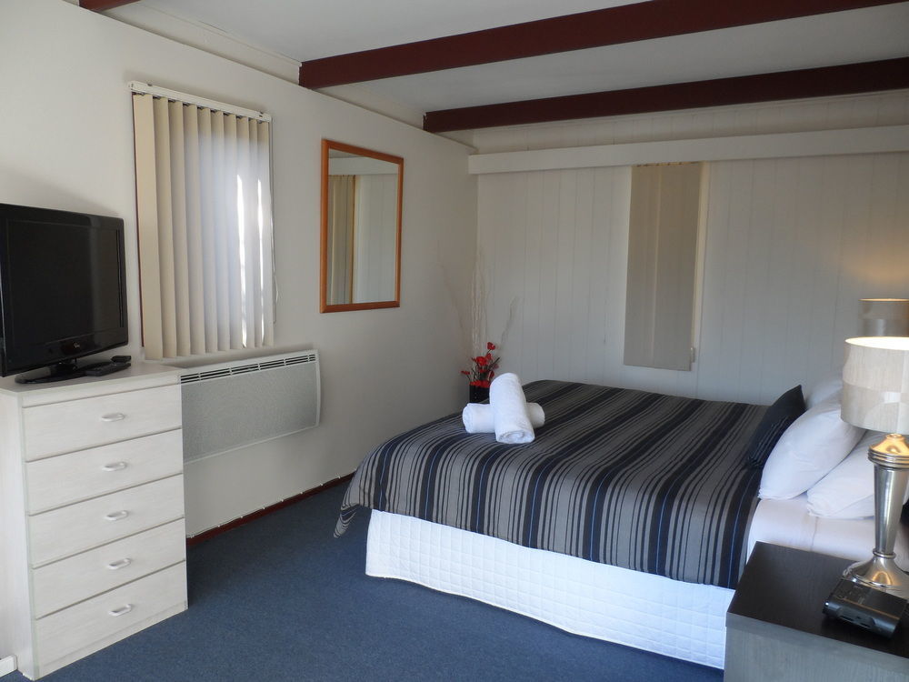 Admiral Motor 3* Rosebud